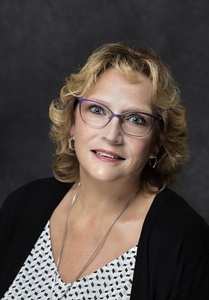 Christine-Forrey-Real-Estate-Broker-portrait-5e86eddac8b9d81d3a6aa856c440e2a8-8sj3mxp4706z Christine-Forrey-Real-Estate-Broker-portrait-5e86eddac8b9d81d3a6aa856c440e2a8-8sj3mxp4706z