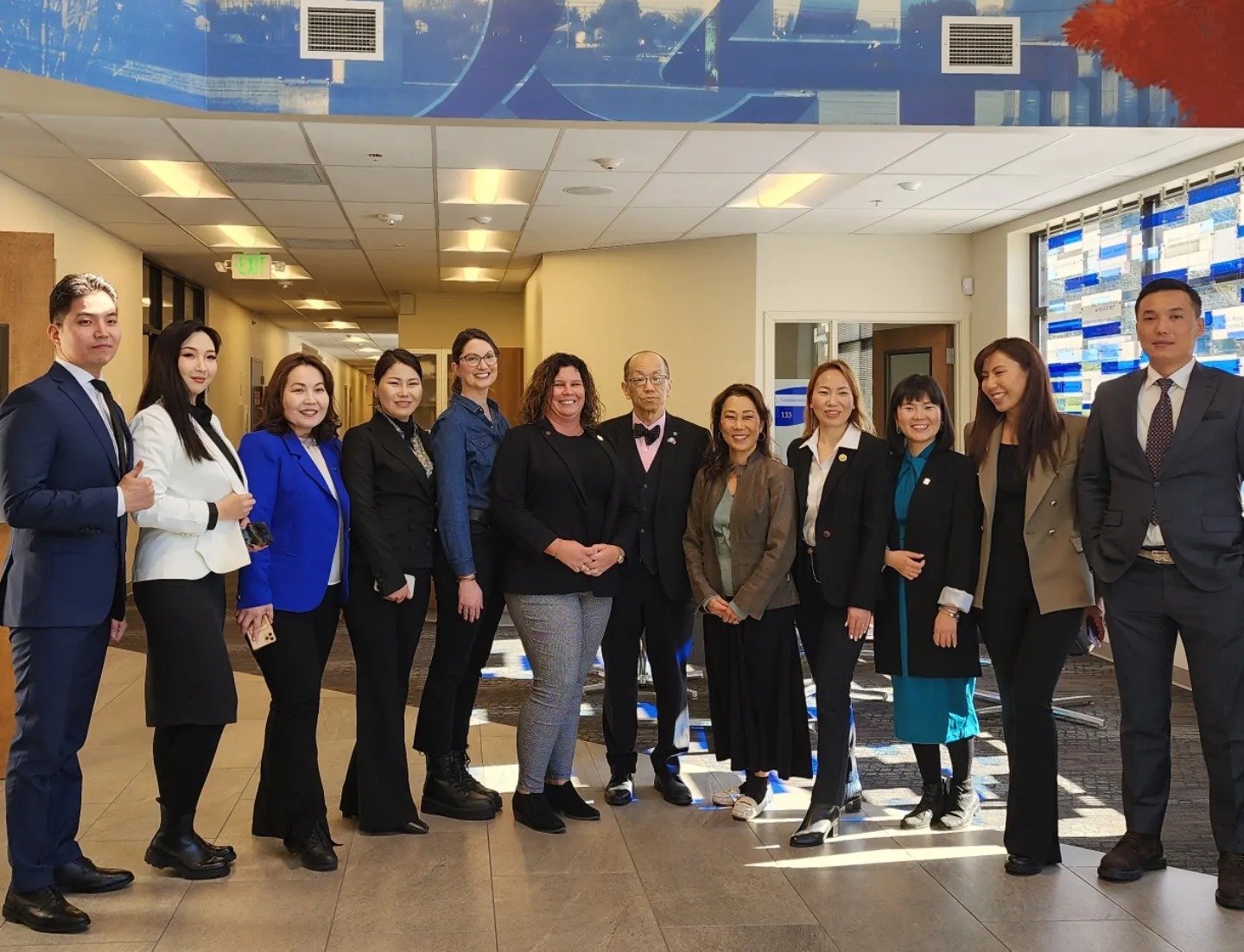 MHS1 mongolian realtors meeting with WR staff and legilsators